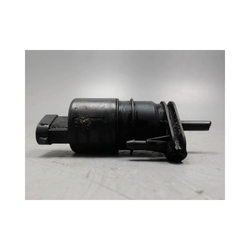 POMPE LAVE-GLACE AVANT RENAULT CLIO