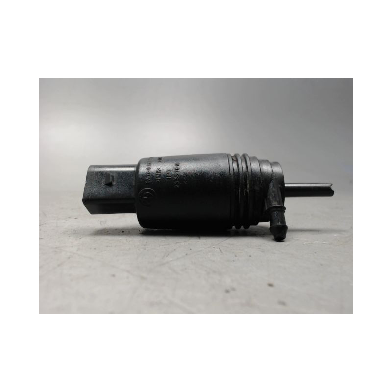 POMPE LAVE-GLACE ARRIERE B.M.W. SERIE 3