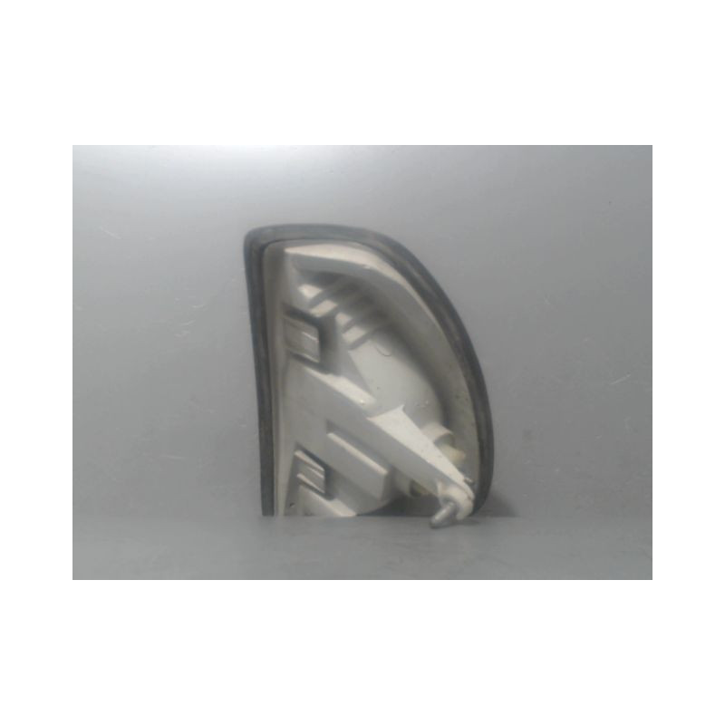 CLIGNOTANT DROIT MERCEDES 200