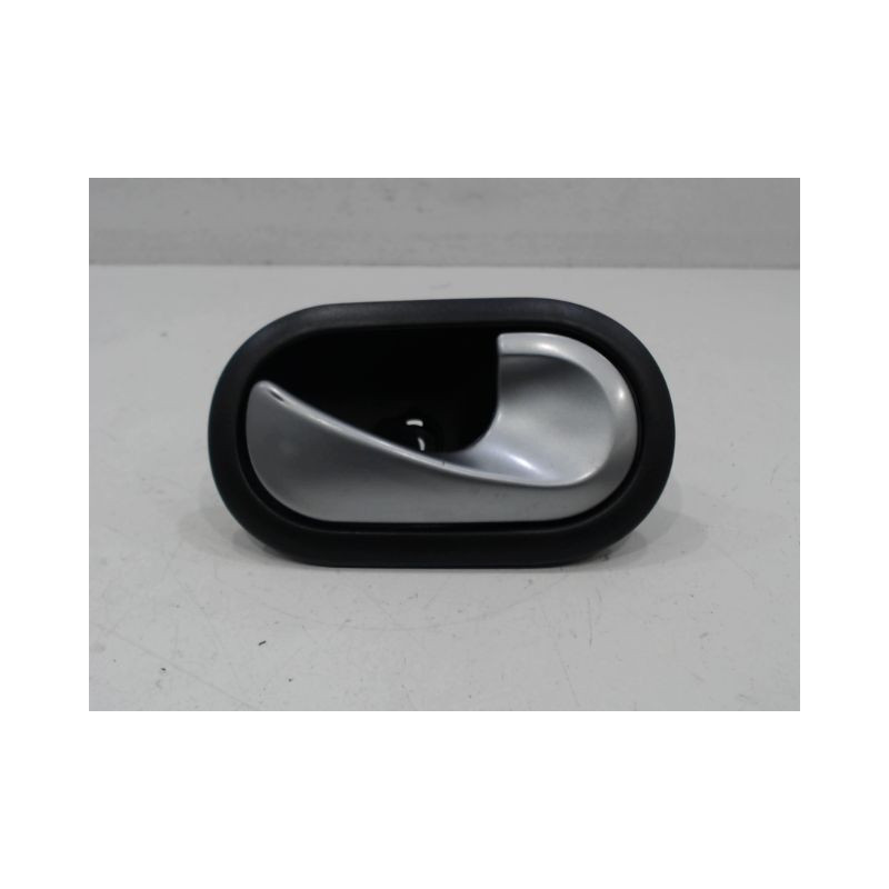 POIGNEE INTERIEURE PORTE ARRIERE DROIT RENAULT MODUS