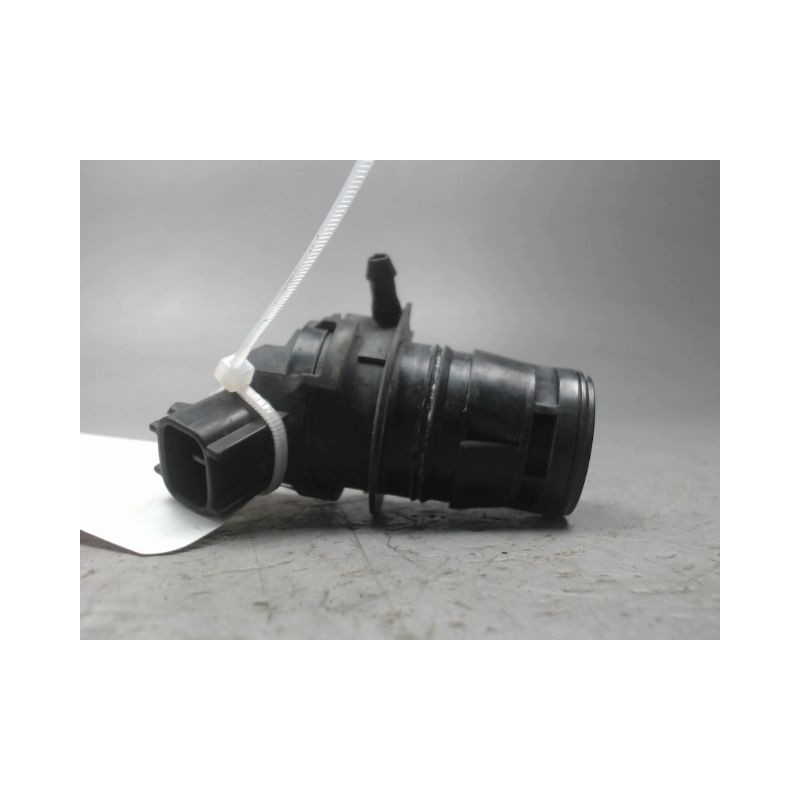 POMPE LAVE-GLACE ARRIERE MAZDA 5