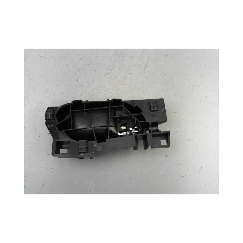 POIGNEE INTERIEURE PORTE AVANT GAUCHE PEUGEOT 207 2006-2013