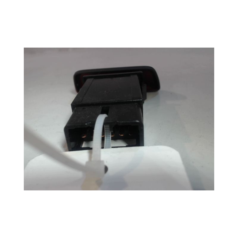 BOUTON DE WARNING KIA PICANTO