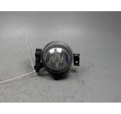 PHARE ANTIBROUILLARD AVD