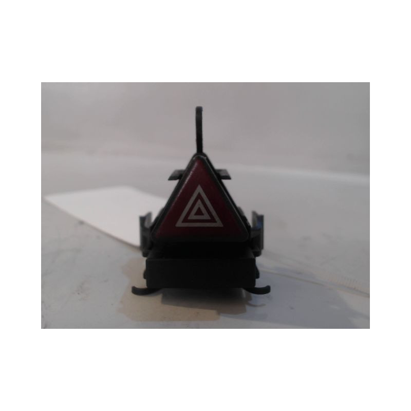 BOUTON DE WARNING MERCEDES CLASSE A 2004-
