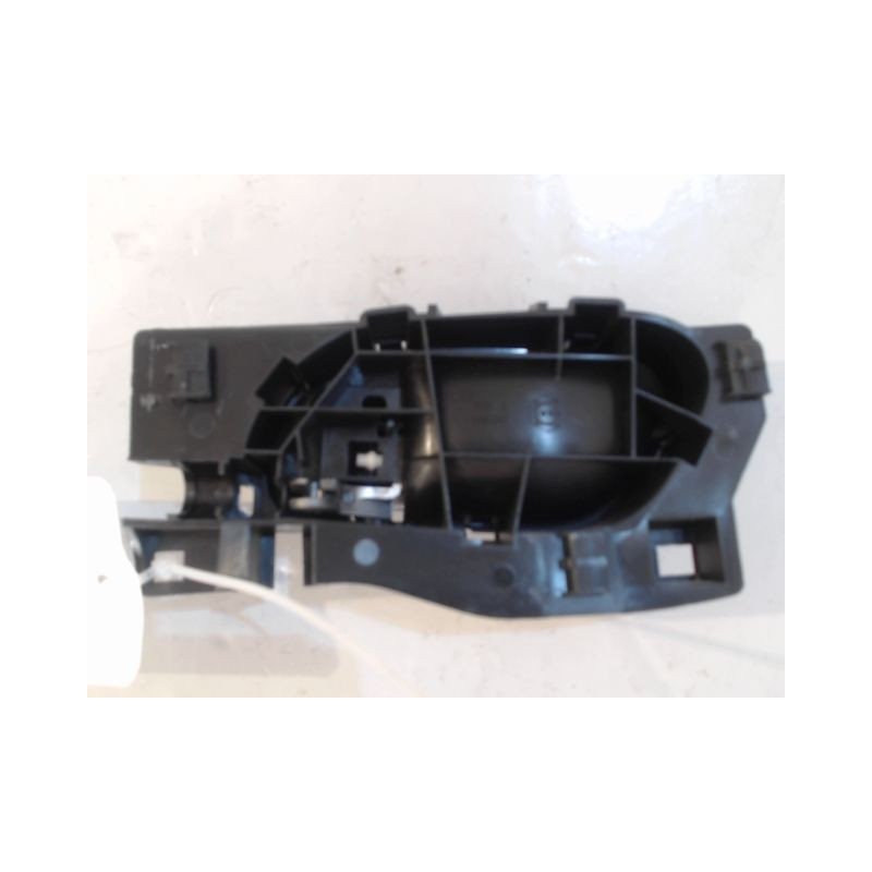 POIGNEE INTERIEURE PORTE AVANT DROIT PEUGEOT 207 2009-