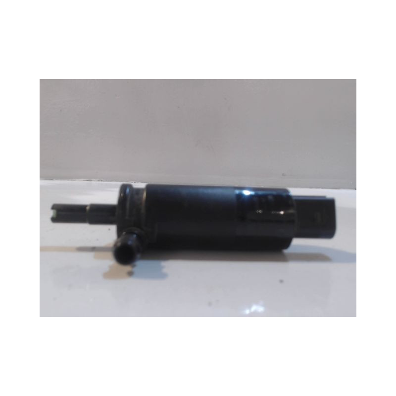 POMPE LAVE-GLACE ARRIERE B.M.W. SERIE 1