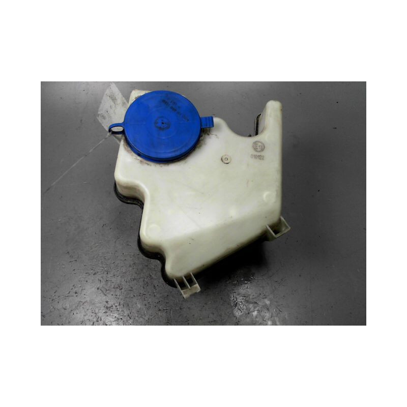 RESERVOIR LAVE-GLACE AVANT MERCEDES CLASSE B