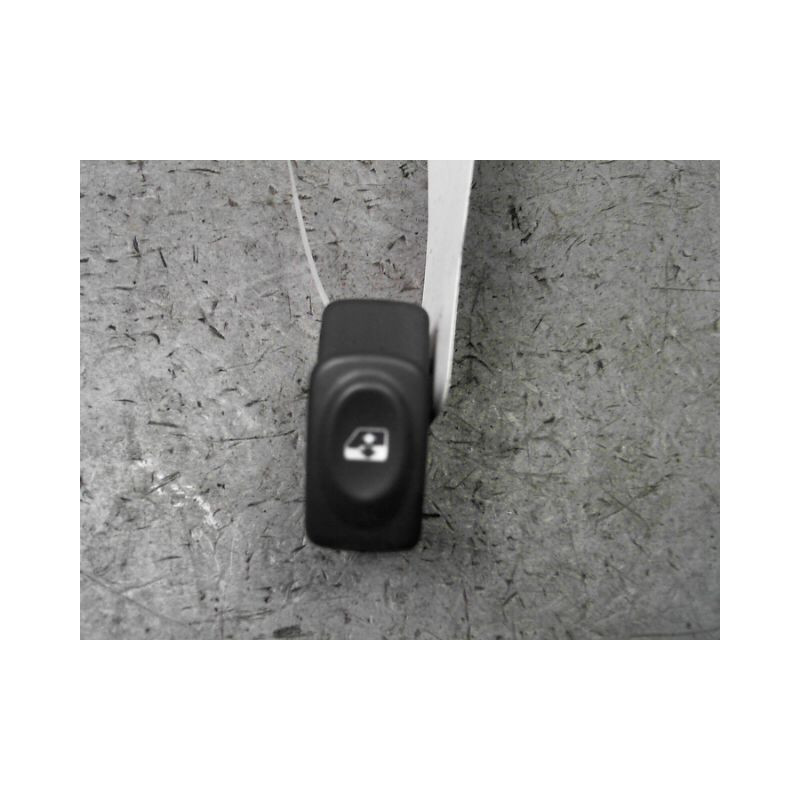 COMMANDE LEVE-GLACE PORTE AVG RENAULT CLIO
