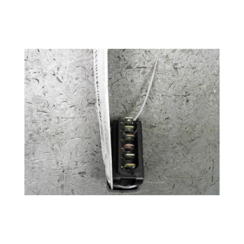 COMMANDE LEVE-GLACE PORTE AVG RENAULT CLIO