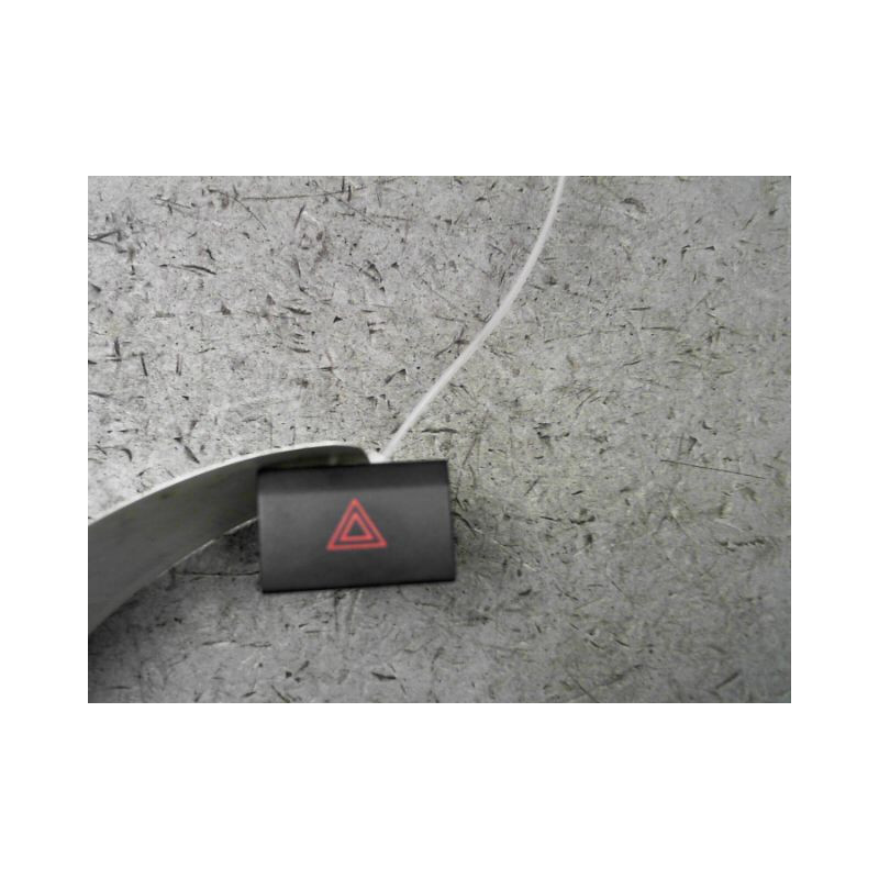 BOUTON DE WARNING VOLKSWAGEN POLO