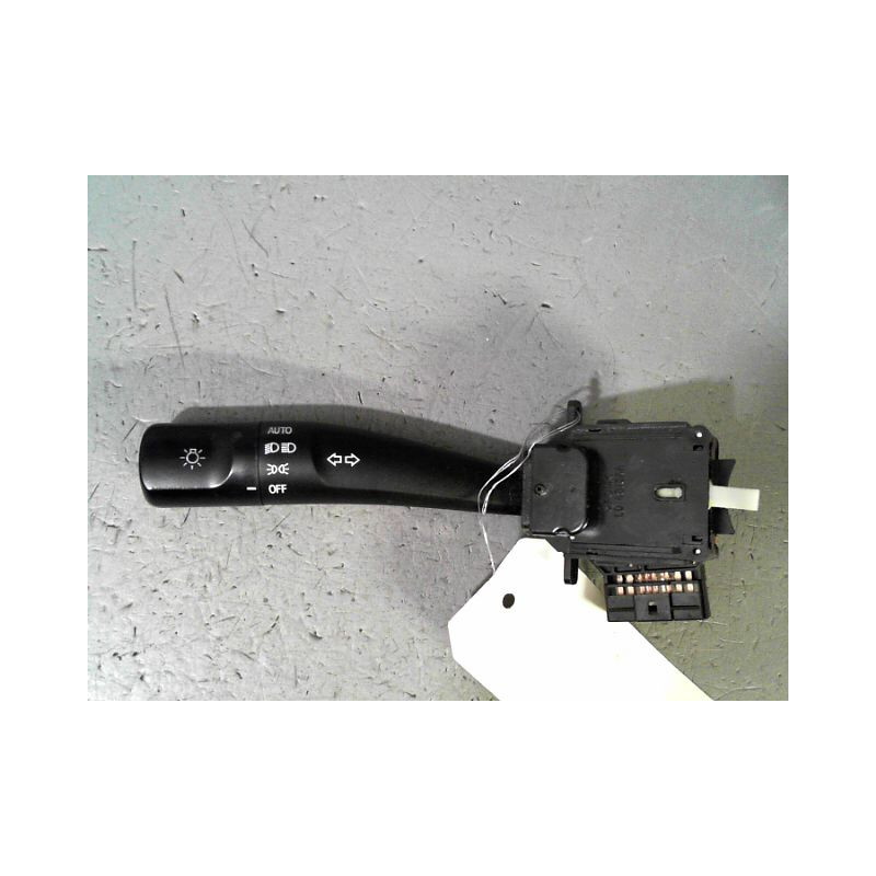 COMMANDE CLIGNOTANT SSANGYONG STAVIC