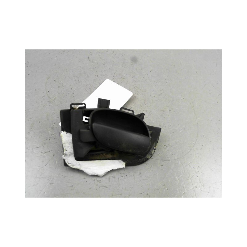 POIGNEE INTERIEURE PORTE AVANT GAUCHE PEUGEOT 206 1998-2009