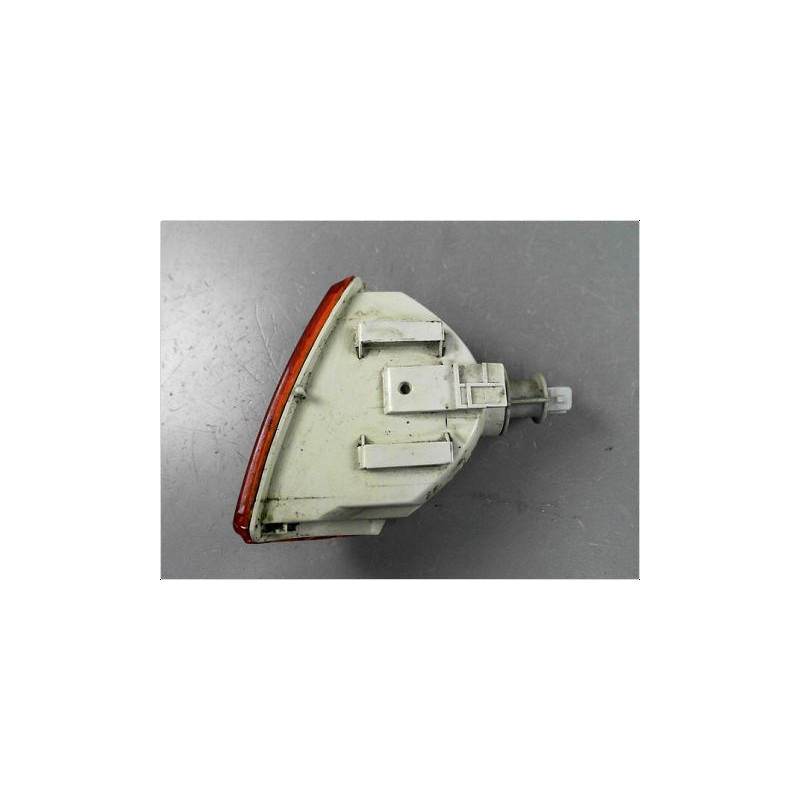 CLIGNOTANT DROIT VOLKSWAGEN POLO II 88-94