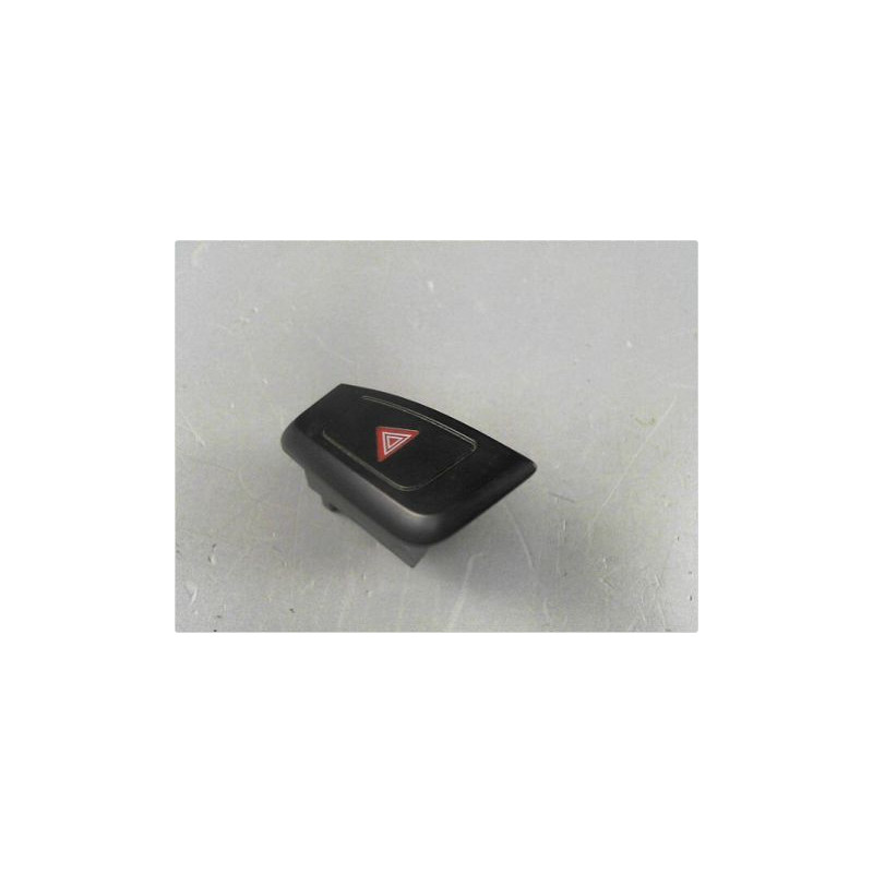 BOUTON DE WARNING AUDI A4 2004-2008