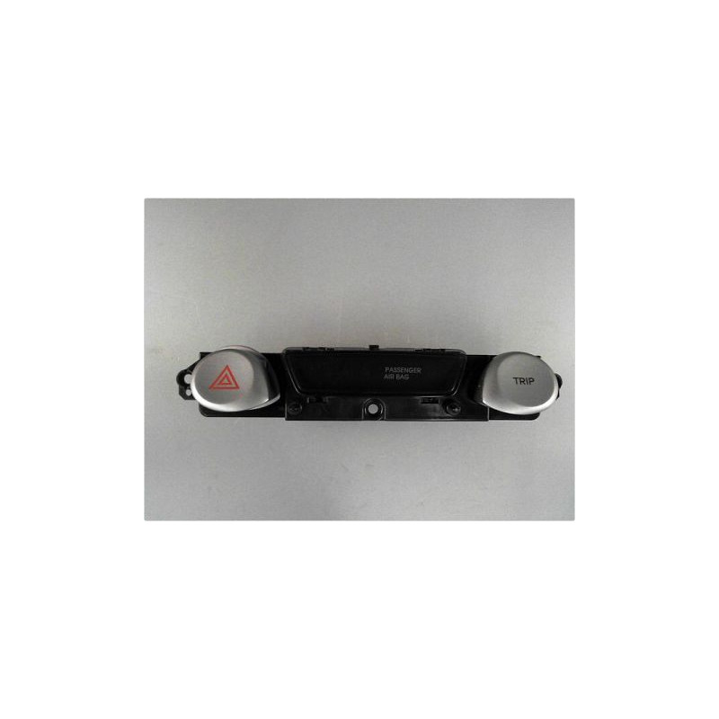BOUTON DE WARNING HYUNDAI I 20 09-12