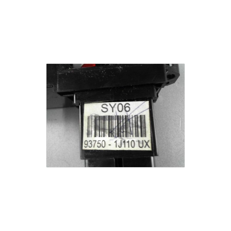 BOUTON DE WARNING HYUNDAI I 20 09-12
