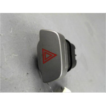 BOUTON DE WARNING FORD FOCUS II 08-10