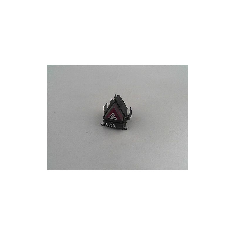 BOUTON DE WARNING MERCEDES CLASSE A 08-12