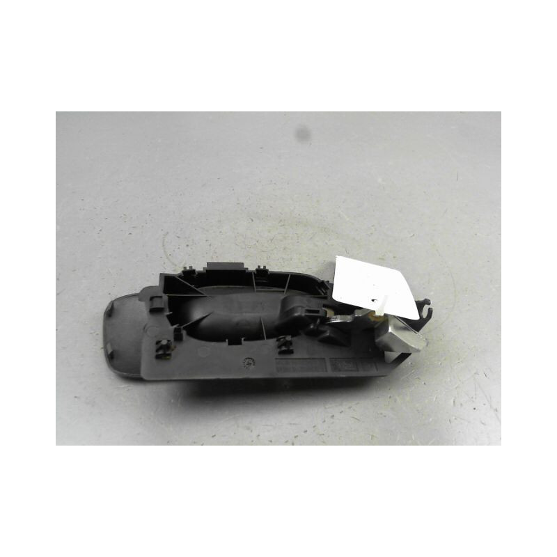POIGNEE INTERIEURE PORTE AVANT GAUCHE PEUGEOT 307 Phase 1 2001-2005