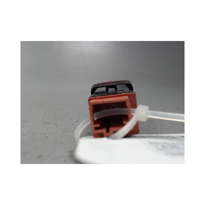 BOUTON DE WARNING CITROEN C3