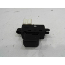 COMMANDE LEVE-GLACE PORTE AVD NISSAN MICRA