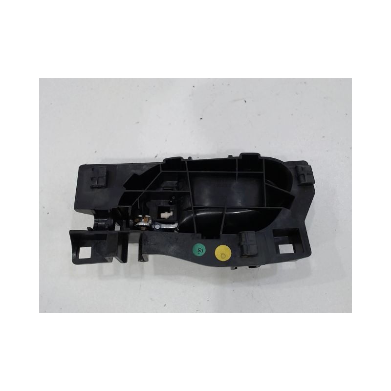 POIGNEE INTERIEURE PORTE AVANT DROIT PEUGEOT 5008