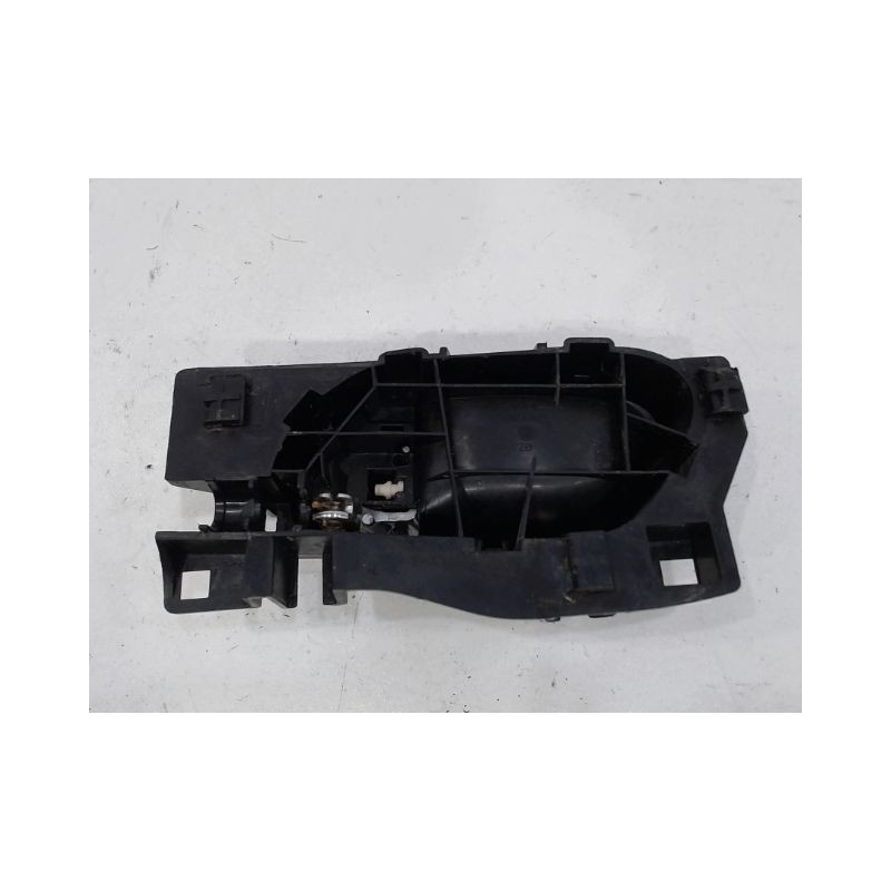 POIGNEE INTERIEURE PORTE AVANT DROIT PEUGEOT 5008