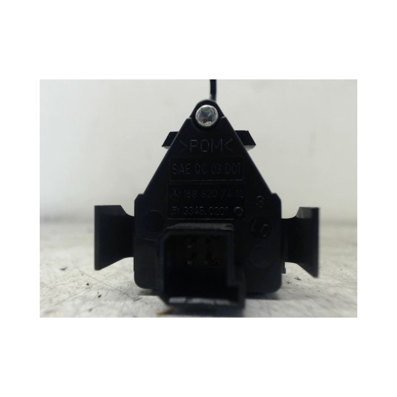 BOUTON DE WARNING MERCEDES CLASSE A