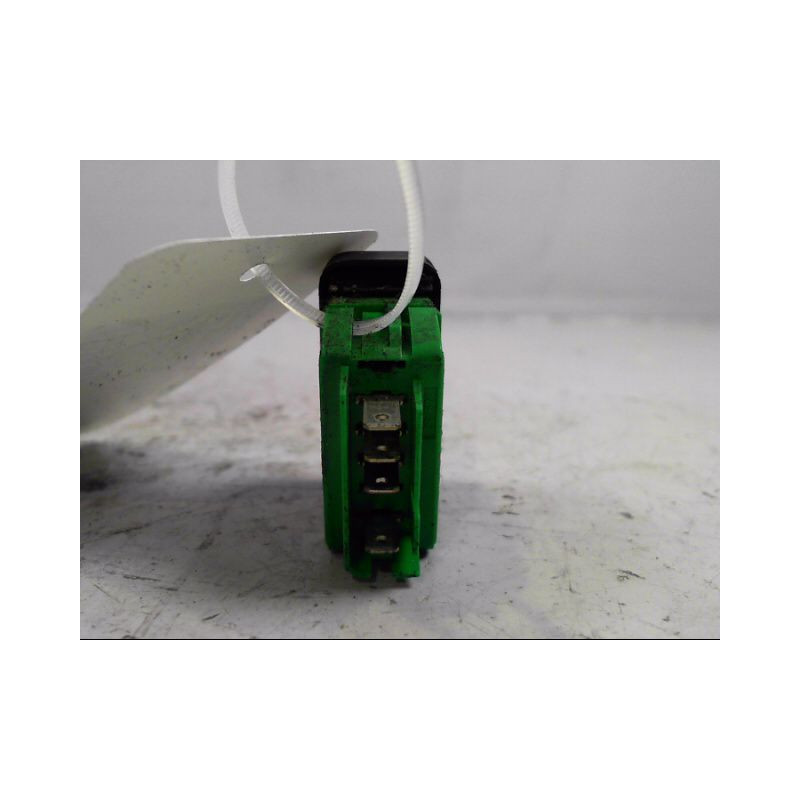 COMMANDE LEVE-GLACE PORTE AVG PEUGEOT 107 5P