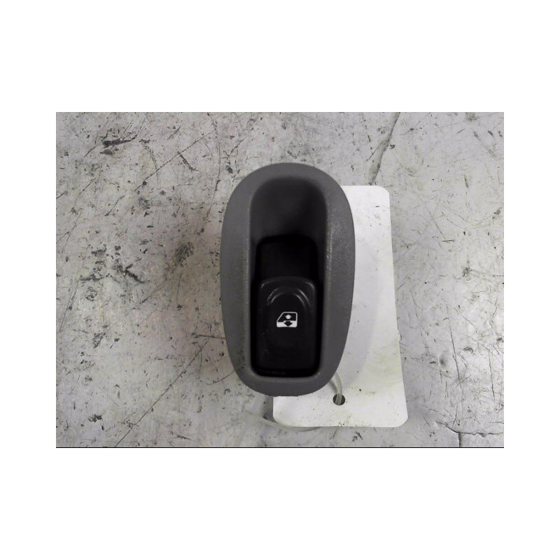 COMMANDE LEVE-GLACE PORTE ARD RENAULT SCENIC I PH2 99-03