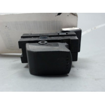 COMMANDE LEVE-GLACE PORTE AVD SUZUKI SWIFT