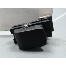 COMMANDE LEVE-GLACE PORTE AVD SUZUKI SWIFT