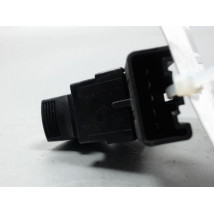 COMMANDE LEVE-GLACE PORTE AVD SUZUKI SWIFT