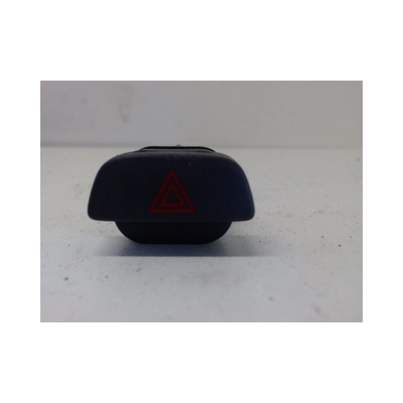 BOUTON DE WARNING FORD FIESTA