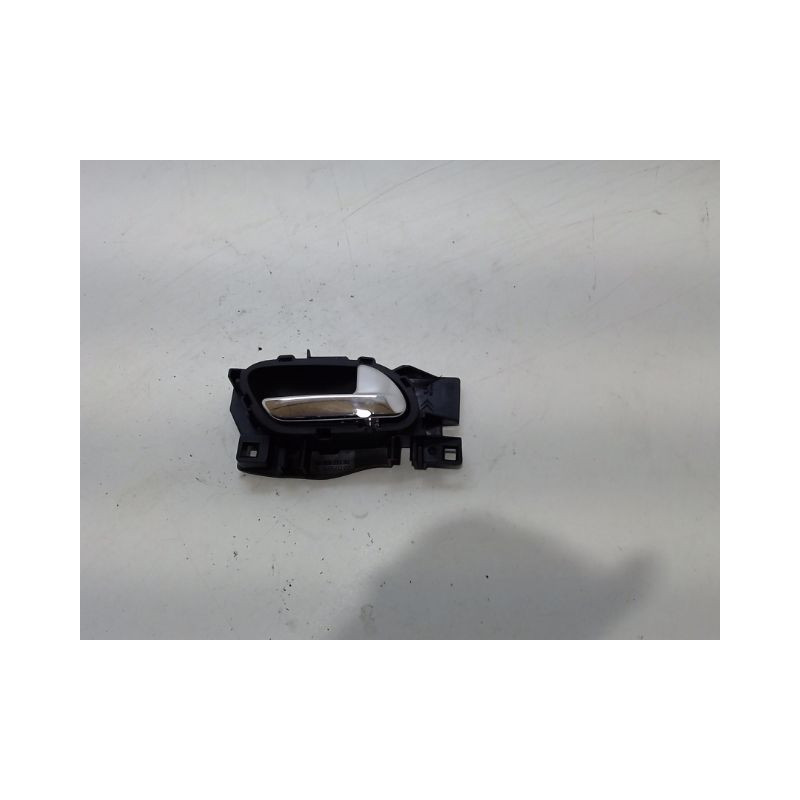POIGNEE INTERIEURE PORTE AVANT DROIT PEUGEOT 308
