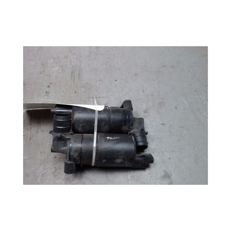 POMPE LAVE-GLACE AVANT TOYOTA AYGO 3P
