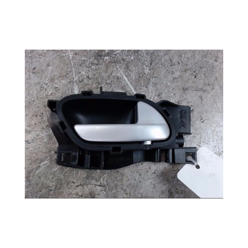POIGNEE INTERIEURE PORTE AVANT DROIT PEUGEOT 207 2011-