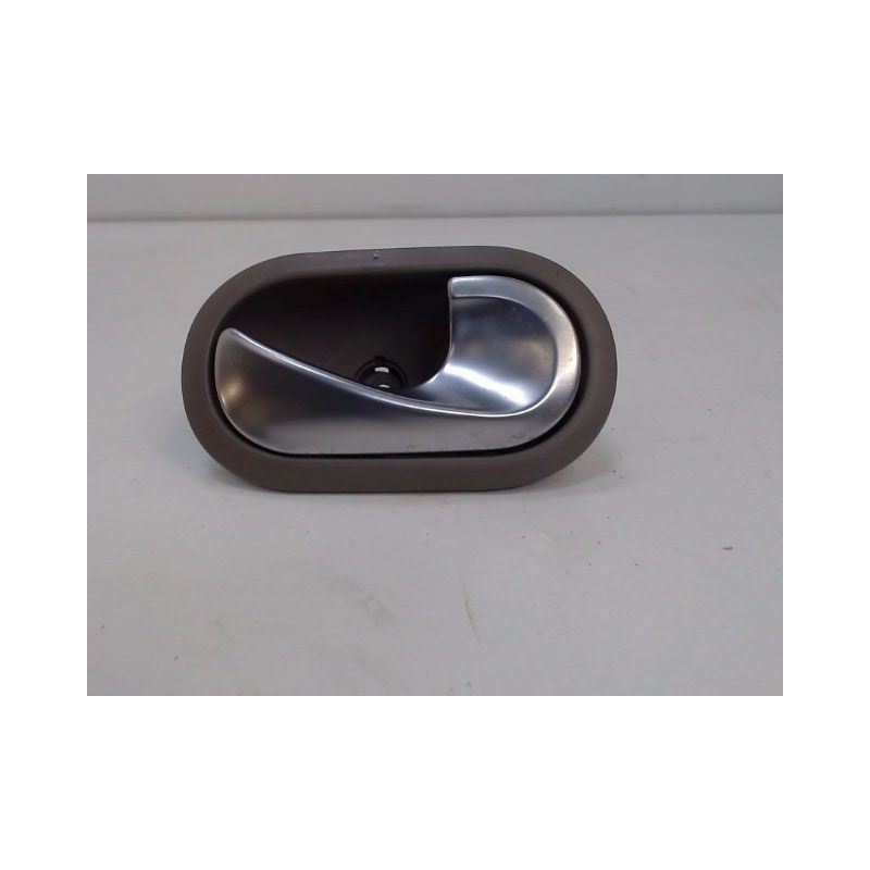 POIGNEE INTERIEURE PORTE AVANT DROIT RENAULT CLIO III 2005-