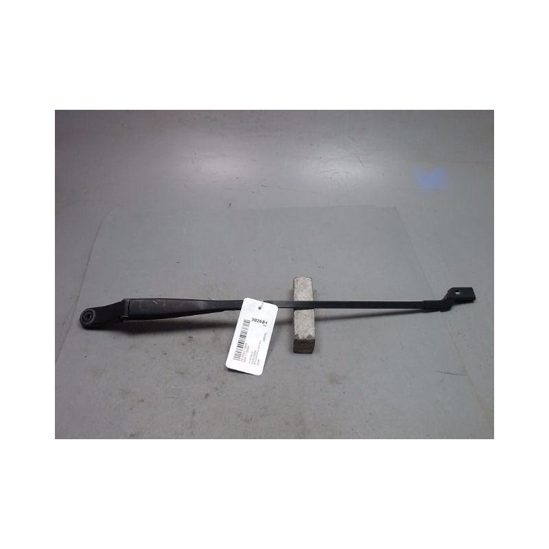 BRAS ESSUIE-GLACE AVANT DROIT PEUGEOT 5008 2009-