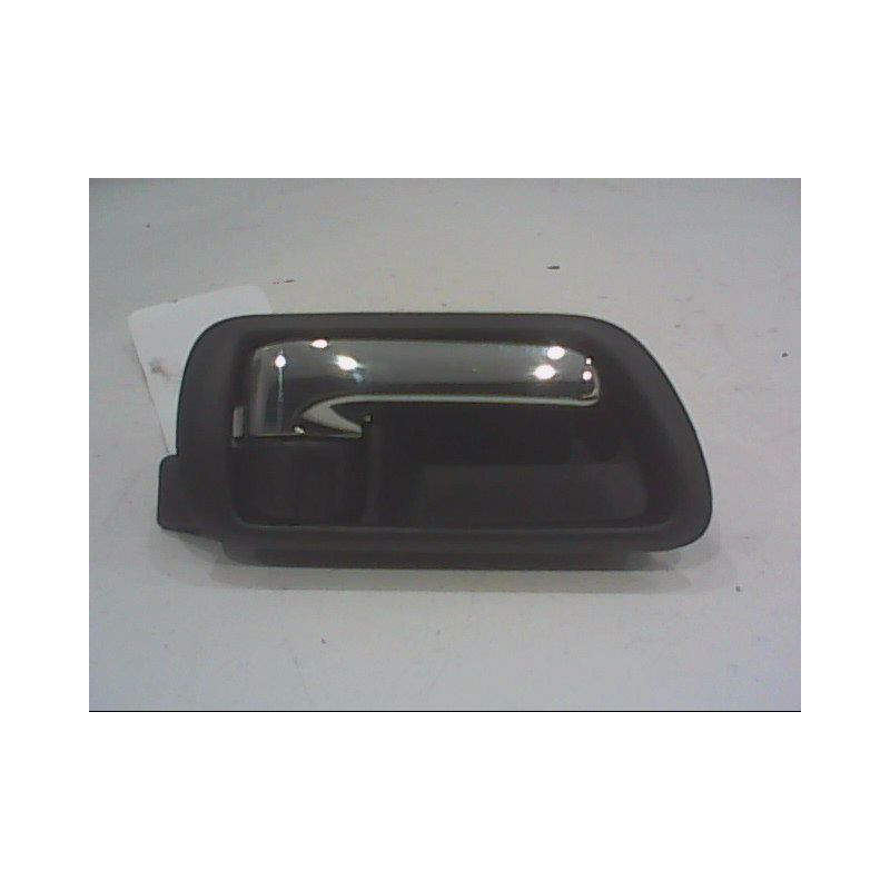 POIGNEE INTERIEURE PORTE AVANT DROIT TOYOTA COROLLA VERSO 2007-