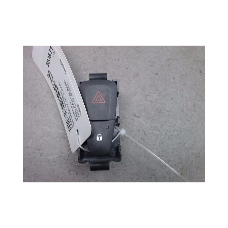 BOUTON DE WARNING RENAULT MEGANE III 2008-