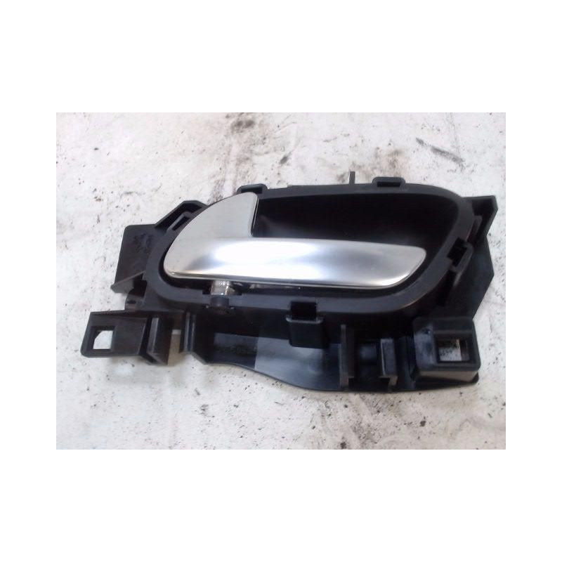 POIGNEE INTERIEURE PORTE AVANT GAUCHE PEUGEOT 208