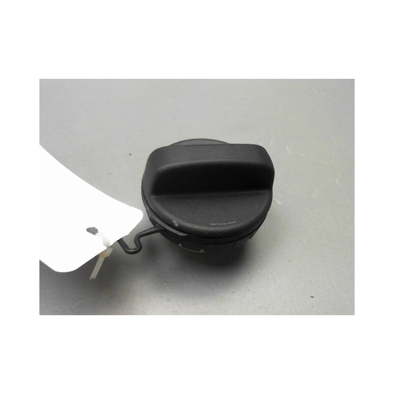 BOUCHON RESERVOIR A CARBURANT TOYOTA YARIS II Phase 2 2009-2011