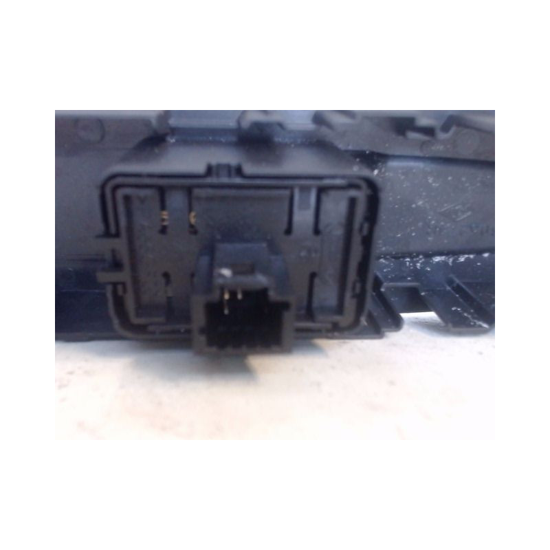 COMMANDE LEVE-GLACE PORTE ARG RENAULT SCENIC