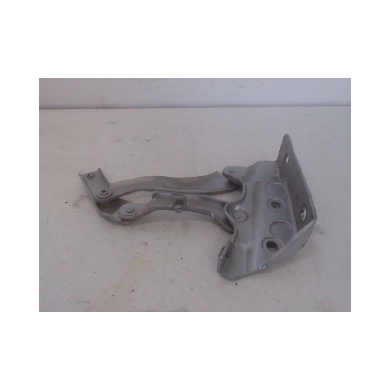 COMPAS DROIT CAPOT MERCEDES CLASSE B 05-08