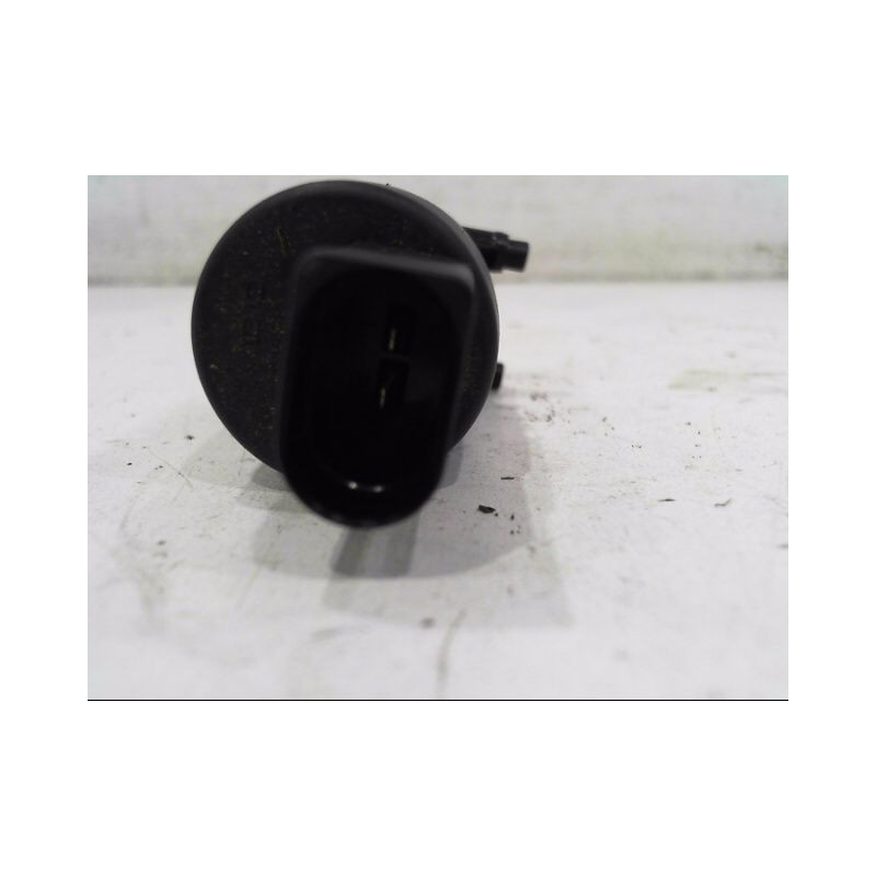 POMPE LAVE-GLACE AVANT MERCEDES CLASSE B 05-08