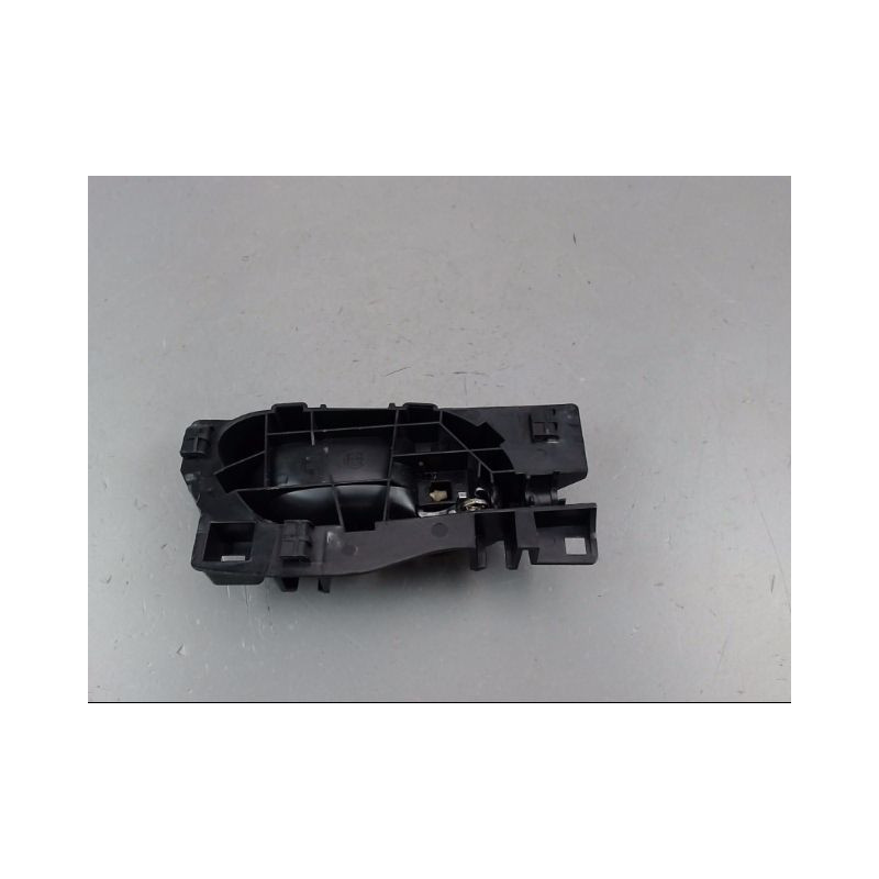 POIGNEE INTERIEURE PORTE AVANT GAUCHE PEUGEOT 207 2006-2013