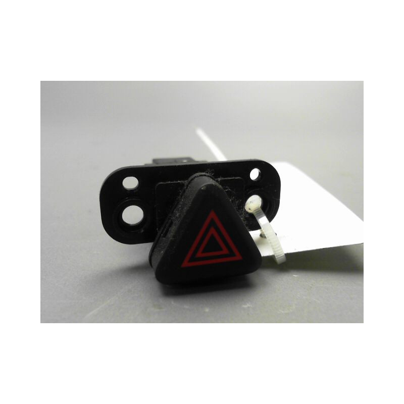 BOUTON DE WARNING CHEVROLET CRUZE BERL. 2009-...