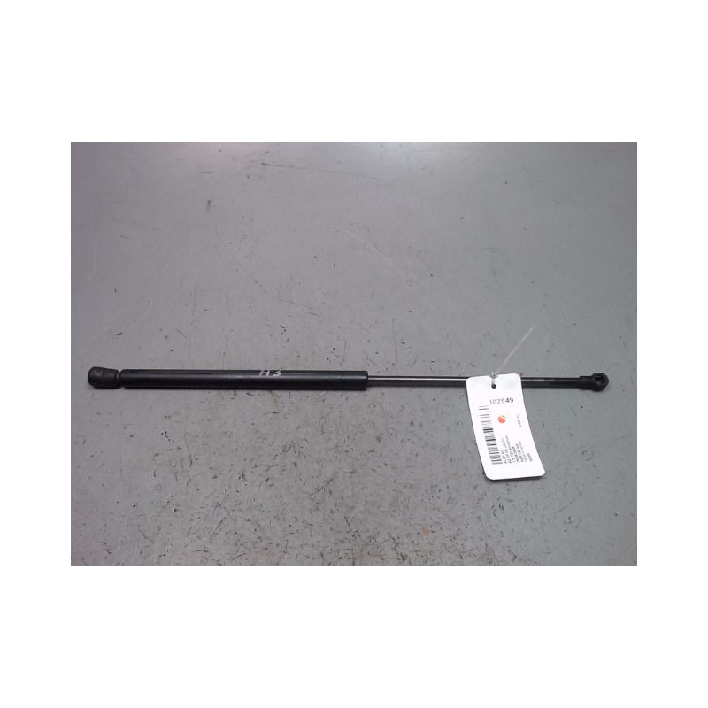 VERIN DROIT HAYON AUDI A3 2003-